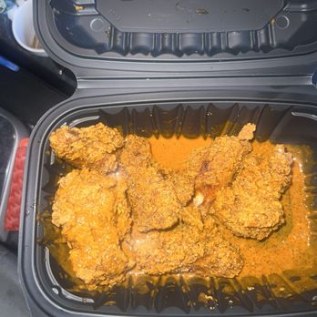 Popeyes Louisiana Kitchen - Pickle Glaze Chicken - Fast Food Near Me - Hempstead, New York Popeyes Louisiana Kitchen - Pickle Glaze Chicken - Fast Food Near Me - Hempstead, New York
