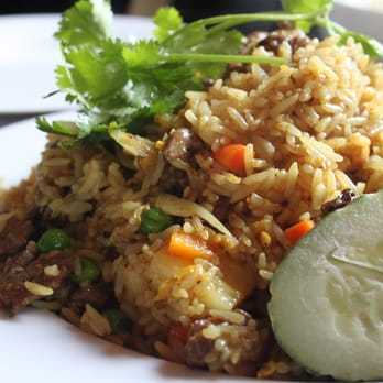 Noppakao Thai Restaurant - Pineapple Fried Rice - Thai Near Me - Everett, Washington Noppakao Thai Restaurant - Pineapple Fried Rice - Thai Near Me - Everett, Washington