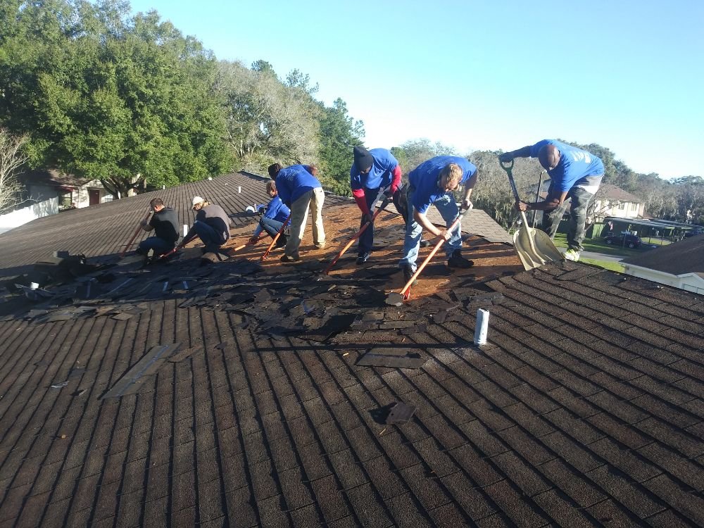 Slide of Saranovic & sons roofing