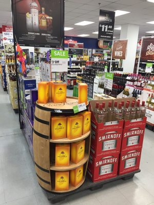 AAFES CLASS SIX - Updated December 2024 - 12 Photos - 2490 7th St, San