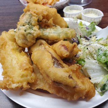 Otani's - Combo 1: 2 Fish, 2 Shrimp, 2 Vegetable Tempura and I went with double salad (white rice was other option). - Seafood Markets Near Me - Oxnard, California