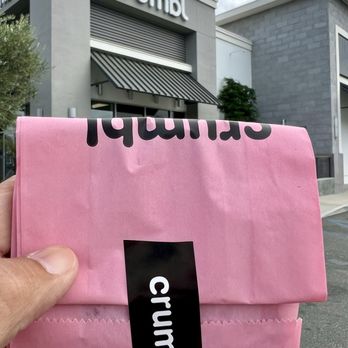 Crumbl - Eastvale - Packaging - Bakeries Near Me - Eastvale, California Crumbl - Eastvale - Packaging - Bakeries Near Me - Eastvale, California