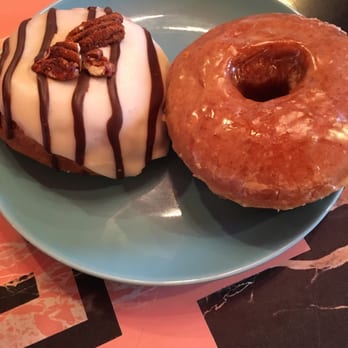 Glam Doll Donuts - Bombshell + misfit - Donuts Near Me - Minneapolis, Minnesota