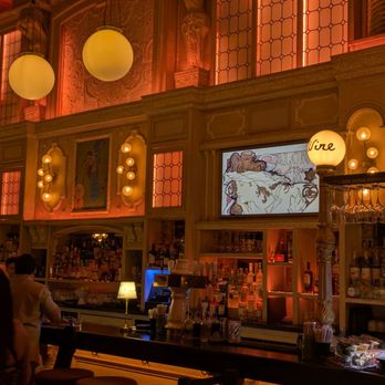 Bar Lola - Bar area - Cocktail Bars Near Me - New York, New York