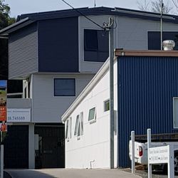 Hawley Beachside Accommodation - Street View - Hawley Beachside Accommodation (building at the end of the driveway), 2/14 Dumbleton Street, Hawley Beach, Tasmania