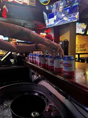 Little Woodrow's West 6th by null