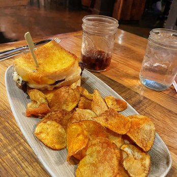Spears Bourbon Burgers Beer - Triple 3G Grilled Cheese - New American Near Me - Wheeling, Illinois