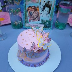 Cakessbyemily