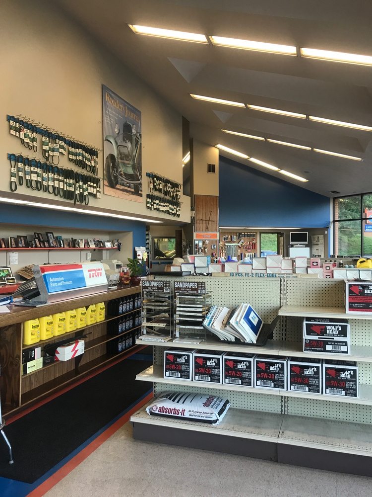 LUZADER AUTO PARTS & SERVICE Updated September 2024 274 Center Rd