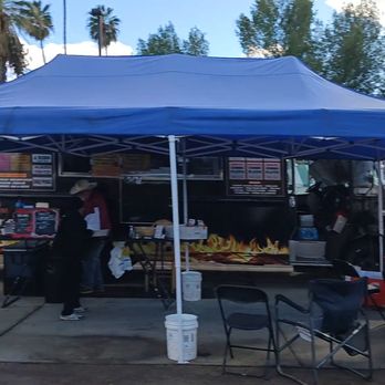 Smokin' Ed's BBQ - Smokin' Ed's BBQ is inside the Disabled American Veterans parking lot - Food Trucks Near Me - Reseda, California