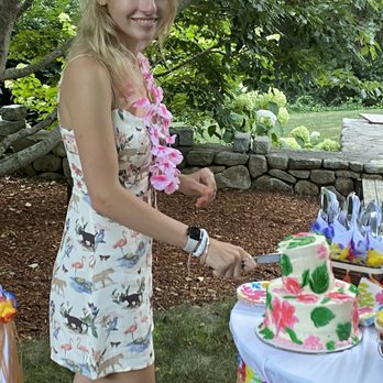 Little Miss Cupcape - Cupcakes Near Me - Hyannis, Massachusetts Little Miss Cupcape - Cupcakes Near Me - Hyannis, Massachusetts