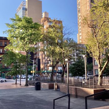 Upper East Side - Beautiful morning with lower humidity and a cool breeze! 07/12/2020 - Landmarks & Historical Buildings Near Me - New York, New York Upper East Side - Beautiful morning with lower humidity and a cool breeze! 07/12/2020 - Landmarks & Historical Buildings Near Me - New York, New York