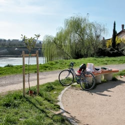 La Martellina - Bicycles road long the river for Florence