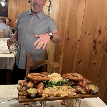 Monika's European Kitchen - Modern European Near Me - Largo, Florida