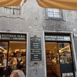 Bottega Vera