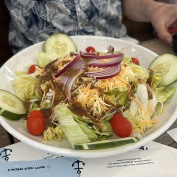 Crushers Crabs & Crushes - House salad - Seafood Near Me - Rehoboth Beach, Delaware Crushers Crabs & Crushes - House salad - Seafood Near Me - Rehoboth Beach, Delaware