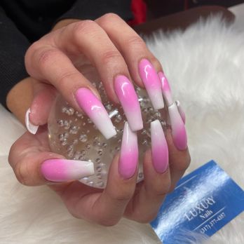 Luxury Nails - Nail Salons Near Me - Indianapolis, Indiana