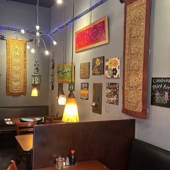 Bangkok Basil - Inside - Thai Near Me - Redmond, Washington