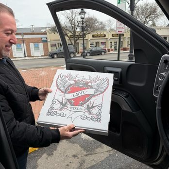 Mikes Pizza - Mike's Underground Pizza - Pizza Near Me - Amityville, New York Mikes Pizza - Mike's Underground Pizza - Pizza Near Me - Amityville, New York