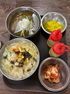 Um ma son Arirang Korean Kitchen by null