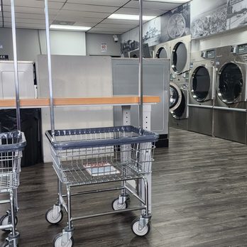Darrell's Coin Laundry - Laundry cart - Laundromat Near Me - Ewa Beach, Hawaii Darrell's Coin Laundry - Laundry cart - Laundromat Near Me - Ewa Beach, Hawaii