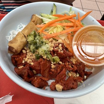 Vietnam Cafe - Vietnamese Near Me - Des Moines, Iowa
