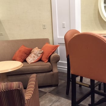 Hampton Inn Boston/Natick - Enjoy breakfast, or a place to read on couches and raised chairs - Hotels Near Me - Natick, Massachusetts Hampton Inn Boston/Natick - Enjoy breakfast, or a place to read on couches and raised chairs - Hotels Near Me - Natick, Massachusetts
