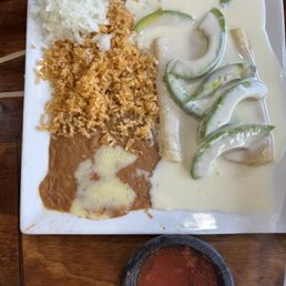 Enchiladas avocado with onion Enchiladas avocado with onion