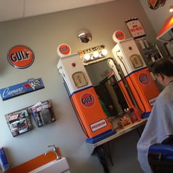 Kenny Burn's Barber Shop - The shop