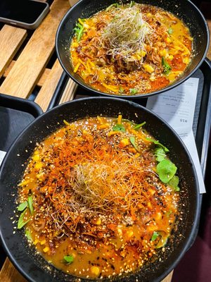 REDWHITE BONELESS RAMEN by null