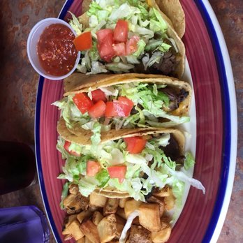 Duran's Station - Grilled roast beef tacos with green chile and fried potatoes - New Mexican Cuisine Near Me - Albuquerque, New Mexico Duran's Station - Grilled roast beef tacos with green chile and fried potatoes - New Mexican Cuisine Near Me - Albuquerque, New Mexico