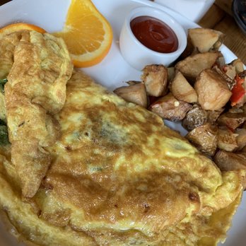 Grand Vin - Truffle omelette with home fries - Wine Bars Near Me - Hoboken, New Jersey