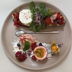 220Grad - Monthly breakfast special
