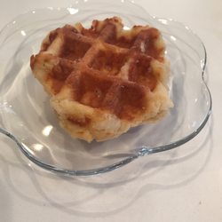 Café Au Plait - Belgian waffle