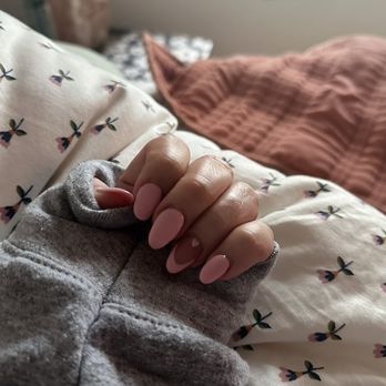 Nail Paradise - Beautiful almond nails. - Nail Salons Near Me - Spokane, Washington Nail Paradise - Beautiful almond nails. - Nail Salons Near Me - Spokane, Washington