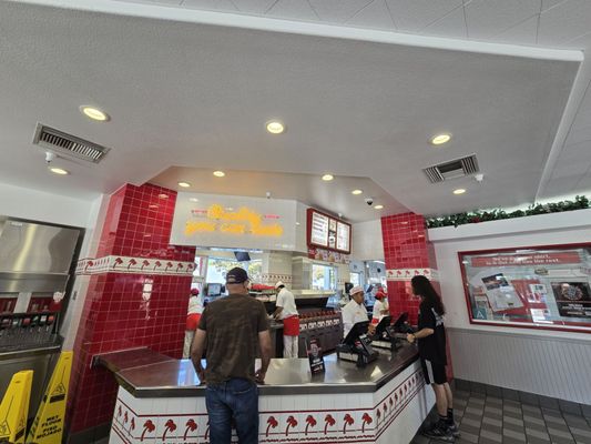 In-N-Out Burger by null