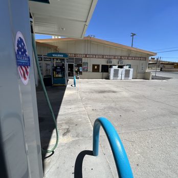 Super 7 Gas and Mini Mart - Gas Stations Near Me - Tonopah, Nevada Super 7 Gas and Mini Mart - Gas Stations Near Me - Tonopah, Nevada