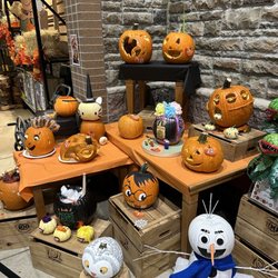 Wegmans - Halloween pumpkin contest. So cute