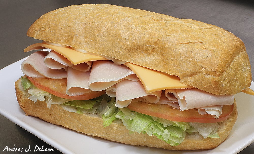 TONY’S FOOD & LIQUOR Updated August 2024 1709 E Sauk Trl, Sauk Village, Illinois Beer