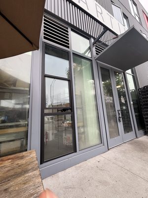 Tartine West Adams by null