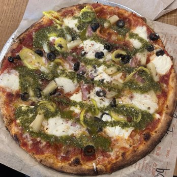 Blaze Pizza - Pizza Near Me - Lutz, Florida