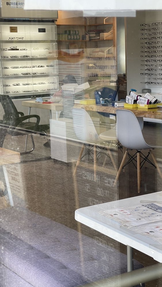 CUPERTINO VILLAGE OPTOMETRY, APC Updated September 2024 14 Photos