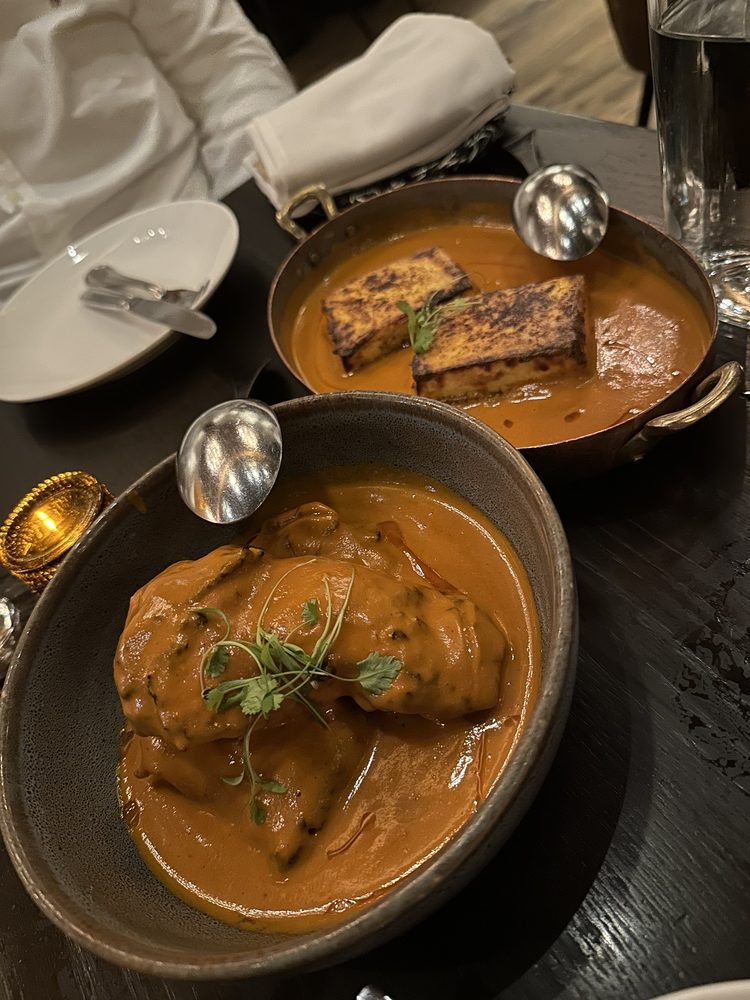 ROOP Chicago Innovative Indian Restaurant & Cocktail Bar