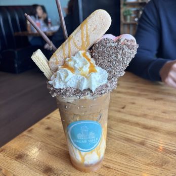 Sugar Milk Cafe - Caramel macchiato - Breakfast & Brunch Near Me - Naperville, Illinois