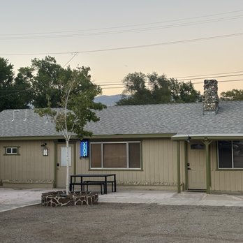 Eastern Sierra Motor Lodge - Outside - Hotels Near Me - Independence, California Eastern Sierra Motor Lodge - Outside - Hotels Near Me - Independence, California