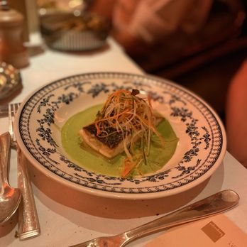 Hollywood Savoy - Sea bass - French Near Me - Paris, 75 Hollywood Savoy - Sea bass - French Near Me - Paris, 75
