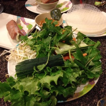 Dong Que Restaurant - Looks healthy. Prepare for the meat. Here meat is meat, vege is vege. - Vietnamese Near Me - Garland, Texas Dong Que Restaurant - Looks healthy. Prepare for the meat. Here meat is meat, vege is vege. - Vietnamese Near Me - Garland, Texas