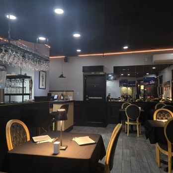 7 Grill Mediterranean - Inside - Kebab Near Me - Garden Grove, California 7 Grill Mediterranean - Inside - Kebab Near Me - Garden Grove, California