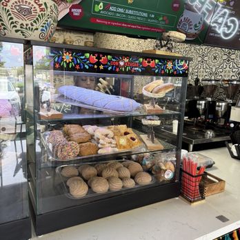 Con Azucar Cafe - Pan dulce - Coffee & Tea Near Me - Santa Maria, California