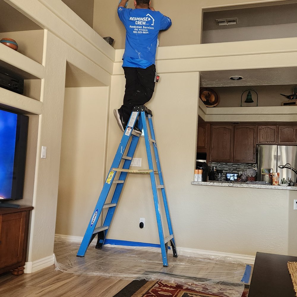 Response Crew - Sheetrock Repair - Handyman Near Me - Tucson, Arizona